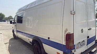 до 350000: Грузовик, Volkswagen, Стандарт, 4 т, Б/у — 6