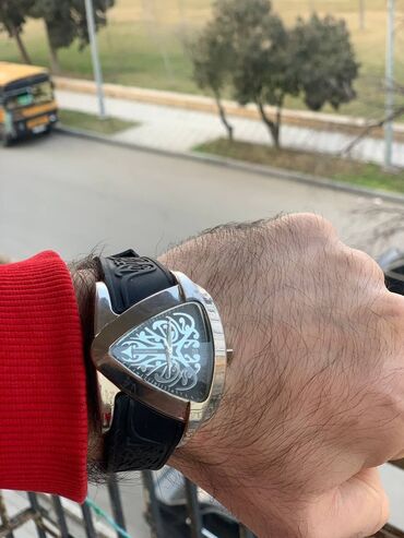 Qol saatları: Yeni, Qol saatı, rəng - Qara -da lalafo.az — 3 Qol saatları: Yeni, Qol saatı, rəng - Qara — 3