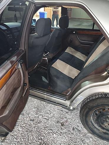 e klass: Mercedes-Benz W124: 1992 г., 2 л, Механика, Бензин, Седан — 8