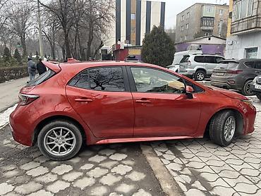 Toyota: Toyota Corolla: 2019 г., 2 л, Вариатор, Бензин, Хэтчбэк — 6