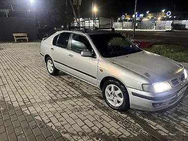 Nissan Primera: 1999 г., Механика, Седан