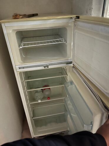 Uzunmüddətli kirayə mənzillər: 2 otaqlı mənzil (mebel və əsas əşyalarla) 250 manat 1 otaq 2yə -da lalafo.az — 8 Uzunmüddətli kirayə mənzillər: 2 otaqlı mənzil (mebel və əsas əşyalarla) 250 manat 1 otaq 2yə — 8