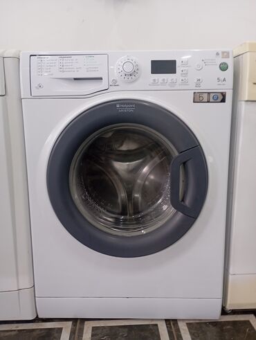 швейные машины ручные: Стиральная машина Hotpoint Ariston, Б/у, Автоматические, До 5 кг, Компактная