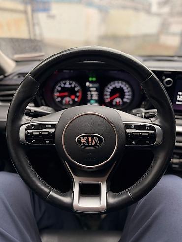 Kia: Kia K5: 2021 г., Седан — 12