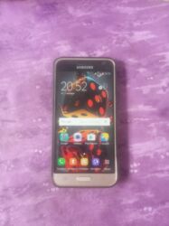 чёрный ноутбук: Samsung Galaxy J3 2016, цвет - Золотой