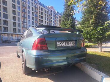 15 lik disklər: Model: Opel Vectra B (sedan/hatchback gövdə tipi) Rəng: Yaşıl-metalik