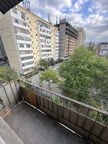 квартира бишкек кок жар: 2 комнаты, 47 м², 104 серия, 5 этаж, Старый ремонт