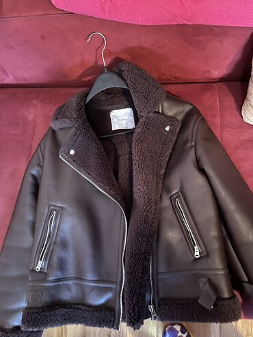 pepco prolecne jakne: Bershka, M (EU 38), L (EU 40), Single-colored, With lining