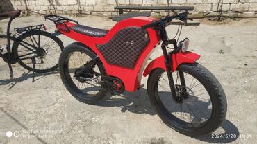 qalmaq serti ile mopedler: - DFFHG, 750 sm3, 2023 il, 45 km