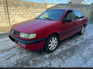 Volkswagen: Volkswagen Passat: 1994 г., 1.8 л, Автомат, Газ, Седан