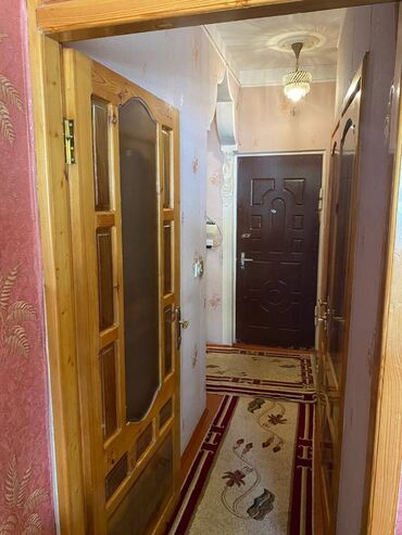 Uzunmüddətli kirayə mənzillər: Lacin TM-nin arxasi, Siyaqut restoranina catmamiş 9 mertebeli binanin — 4