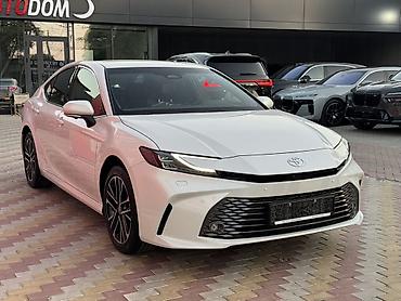 потолок на камри: Toyota Camry: 2026 г., 2.5 л, Вариатор, Гибрид, Седан — 3