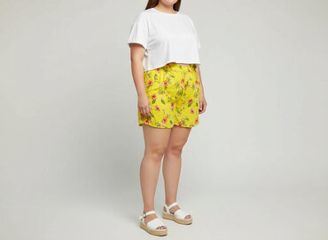 fajne krótkie spodenki: F&F, Shorts for women, size 5XL