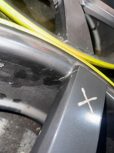 Disklər: İşlənmiş Disk R 20, 5 Boltlu — 8