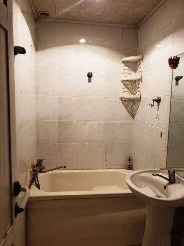 Köhnə tikili: Bakı, 2 otaqlı, Köhnə tikili, m. Həzi Aslanov, 65 kv. m — 4