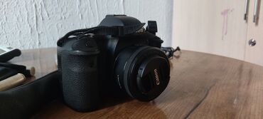 видеокамера canon legria: Продаю классный фотоаппарат кенон 6д очень хорошем состояни обектив