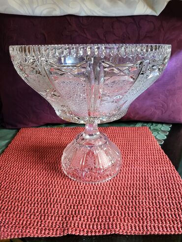 Ostalo posuđe: Bombonijera nova,rucni rad,kristal,led kristal Zajecar 70te — 4