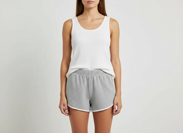 ubrania gore tex: H&M, Shorts for women, size S