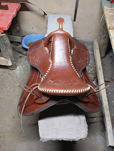Товары и оборудование для с/х животных: Кожаное конское седло с упряжью Обмен нет только заказ комплект — 9