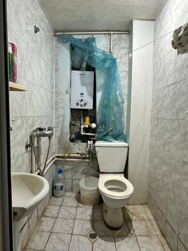 Köhnə tikili: Biləcəri qəs Yəhya Hüseynov küç 5 mərtəbəli binanın 1 ci mertebesinde -da lalafo.az — 2 Köhnə tikili: Biləcəri qəs Yəhya Hüseynov küç 5 mərtəbəli binanın 1 ci mertebesinde — 2