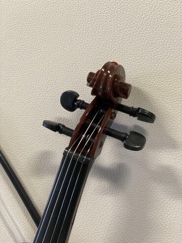 Şəkillər, tablolar: Mini skripkalı tablo hədiyyə üçün ideal seçimdir. 50x70 ölçüsündədir -da lalafo.az — 4 Şəkillər, tablolar: Mini skripkalı tablo hədiyyə üçün ideal seçimdir. 50x70 ölçüsündədir — 4