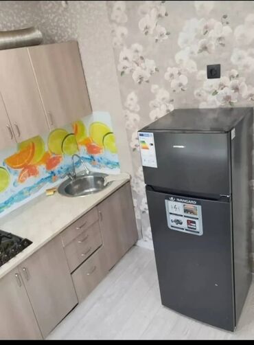 арендовать квартиру для офиса: 1 бөлмө, 30 кв. м, Хрущевка, 1 кабат, Косметикалык ремонт