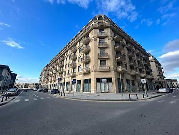 гараж купить: İcarəyə verilir obyekt 172 m², Ağ şəhər q. 7 700 AZN/ay 172 m² Sahə — 3