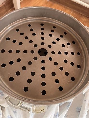 Другие аксессуары для кухни: Большая коробка кухонной утвари и приборов + редкий СССР-набор форм — 32