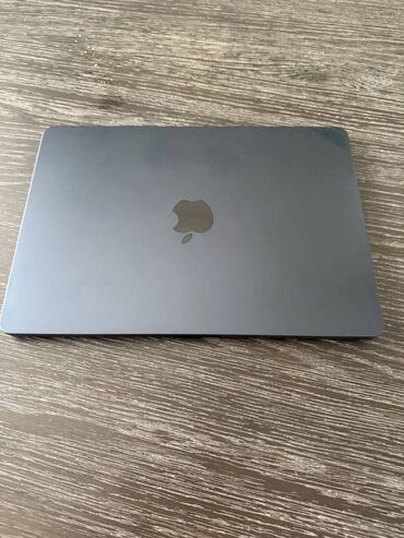 макбук м4: Ультрабук, Apple, 16 ГБ ОЭТ, Apple M4, Колдонулган