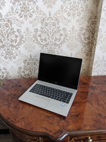 экран нетбука в Кыргызстан | Ноутбуки и нетбуки: HP Intel Core i5, 8 ГБ ОЗУ, 14 "