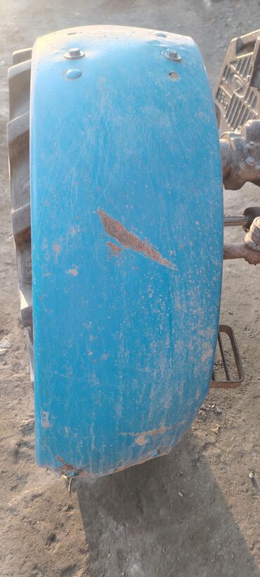 Krılolar: Çizil 89 4 kreli satlir şəkldə görndüyü kimdi Təsvir: - Universal — 4