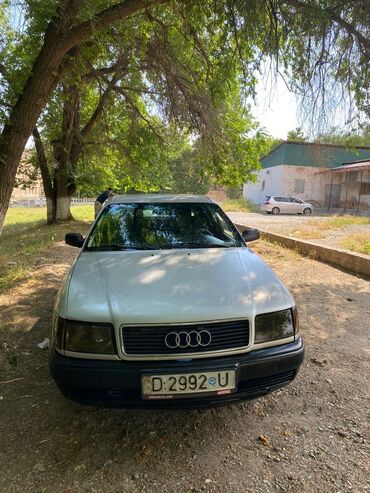 авто аудио: Audi S4: 1992 г., 2 л, Механика, Бензин, Седан
