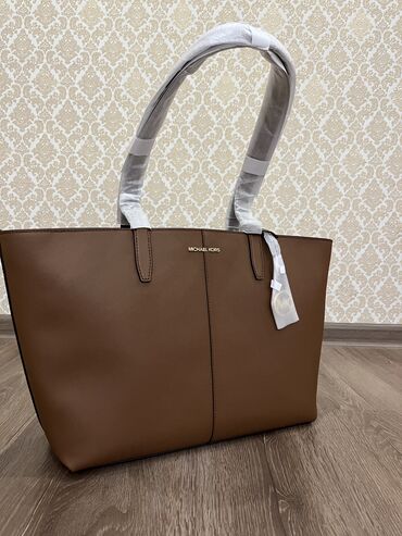 кошелек женский бишкек цена: Классикалык сумка, Michael Kors, АКШ, Материалы: Нукура булгаары, Аялдарга, Жаңы