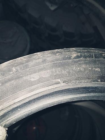 шины 235 60 r18 лето: Продаю 215/55R17 комплект 4700сом.Продаю один,275/55R20-2000сом — 8