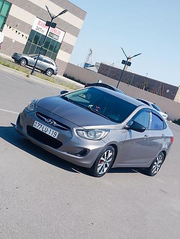 Hyundai: Hyundai Accent sedan - Kuzov: 4 qapılı sedan, boz rəng - Nömrə — 1