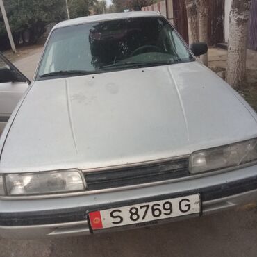 баткен машина: Mazda 626: 1988 г., 2.2 л, Механика, Бензин, Седан