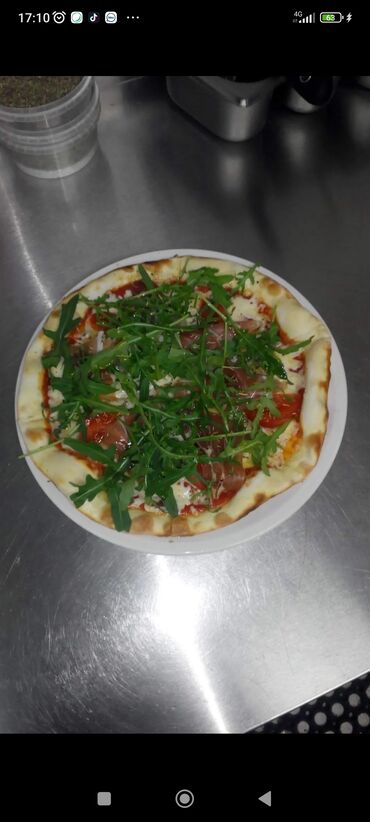 Повара: Шеф повар кухня италия.кавказ.нацианал.европа.руский кухни стаж .18 — 4