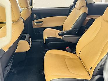 капитан: Kia Carnival: 2022 г., 2.2 л, Автомат, Дизель, Минивэн — 4