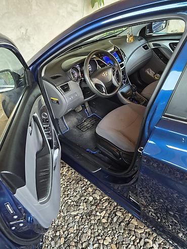 sonata yan guzgu: Hyundai Elantra: 1.8 l | 2016 il Sedan — 5