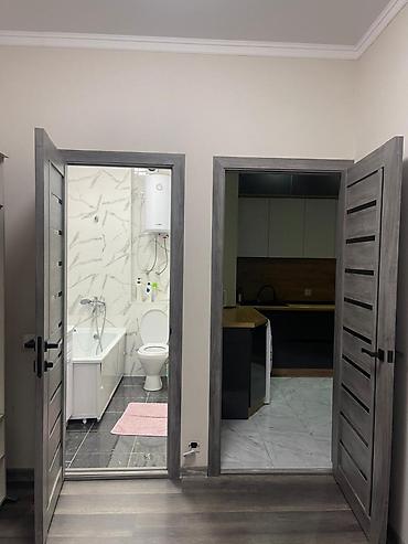 Посуточная аренда квартир: 1 комната, Банные принадлежности, Бронь, Бытовая техника — 5