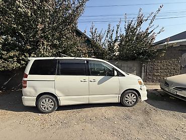 ноах запчасти: Toyota Noah: 2002 г., 2 л, Бензин, Минивэн — 4
