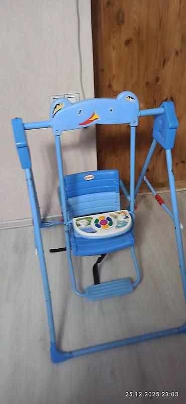 Uşaq dünyası: Məhsul: Uşaq yelləncəyi (stasionar çərçivəli) Təsvir: - Rəng: Göy - — 1