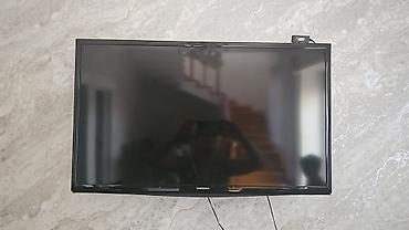 Televizorlar: İşlənmiş Televizor Samsung LED ekran 82" HD (1366x768), Ünvandan götürmə — 2