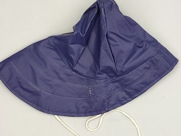 Hat, Female, condition - Very good