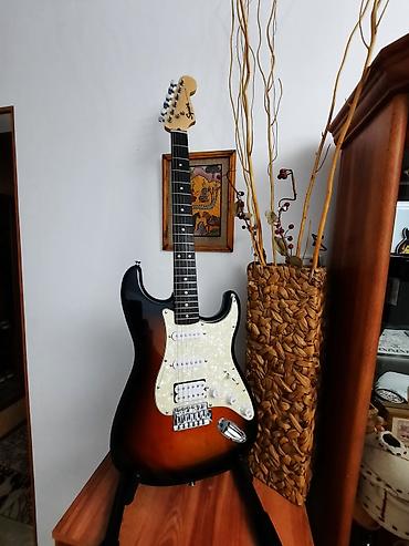 Fender Squier Sonic HSS, НОВЫЙ, КЛАССНЫЙ, четкий и удобный. Звук at lalafo.kg Fender Squier Sonic HSS, НОВЫЙ, КЛАССНЫЙ, четкий и удобный. Звук
