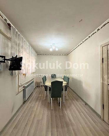 the level: 🏠Продается дом в с. Сокулук 🟡Комнаты: 3 🟡 Участок: 8 соток (по факту — 10