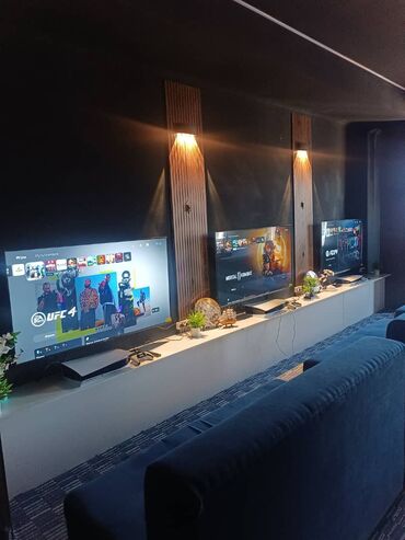 ищу работу женщина: Требуется администратор-девушка старше 18 лет в PLAYSTATION CLUB