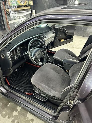 danigo 3: Volkswagen Vento: 1994 г., 2 л, Механика, Бензин, Седан — 10