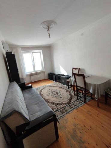 Köhnə tikili: Hezi haslanov metrosuna yaxin 9\8 3 otaqli preyekt kiyev lahiyeli bina — 9