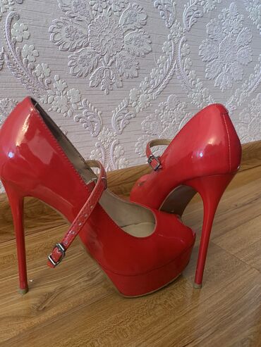 женские туфли 41: Туфли Basconi, 35, цвет - Красный